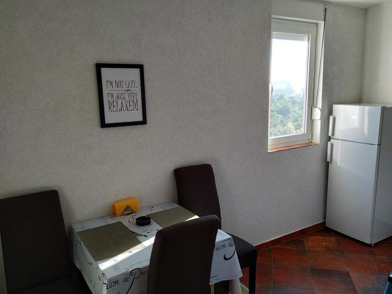Apartment Dora Podgorica Luaran gambar